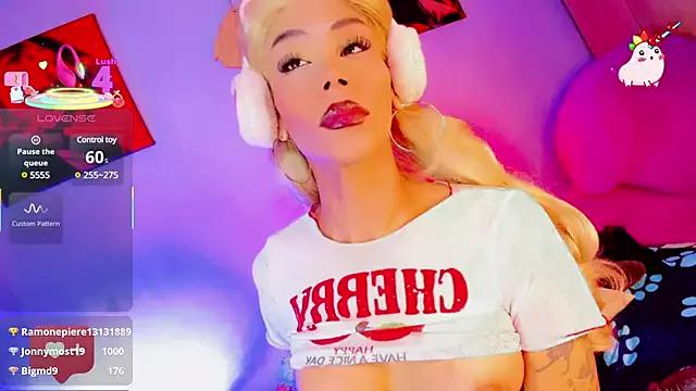 Freechat Naugth_channel_ts on StripChat