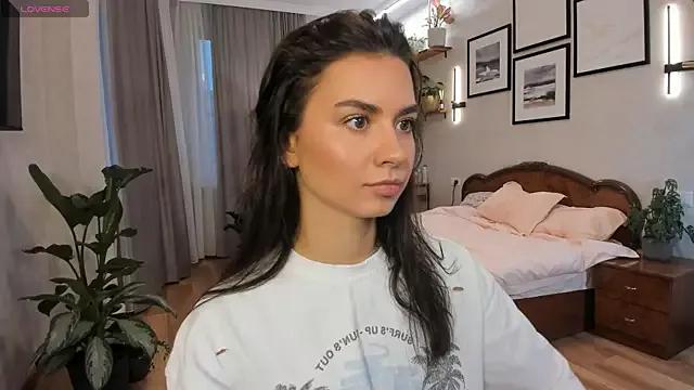 NicoleLuv from StripChat