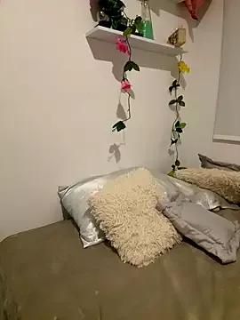 Freechat oriana_zoeee on StripChat