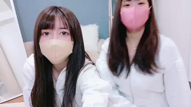 Freechat oto-X-cup on StripChat