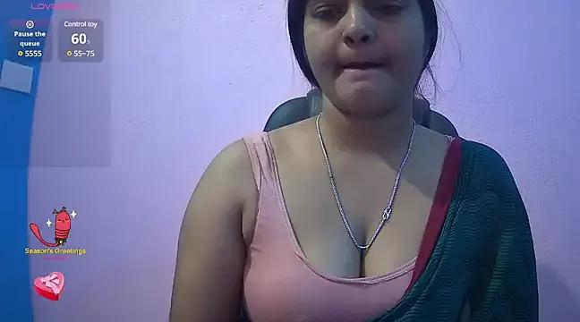 Pari-new on StripChat 