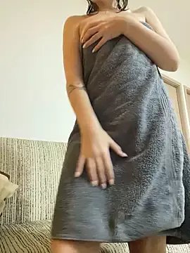 Freechat purpurmonstr on StripChat