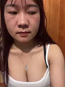 Freechat qinejr37 on StripChat