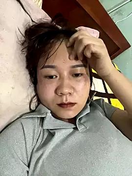 Freechat qinejr37 on StripChat