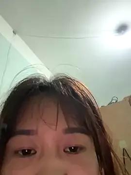 Freechat qinejr37 on StripChat