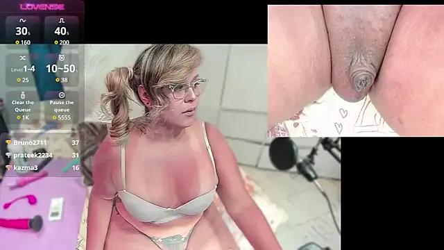 QueenVickyGX on StripChat 