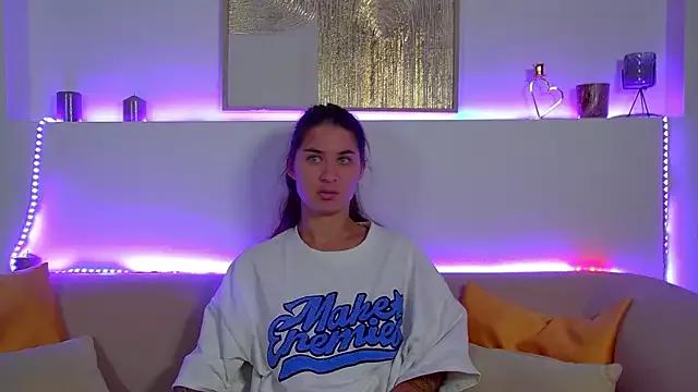 Freechat RachelSimpson on StripChat