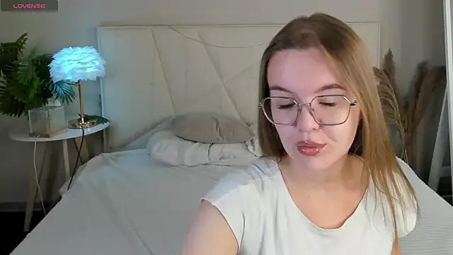 Freechat RadiantFairy on StripChat