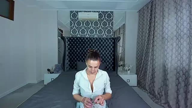 Rebecca_Diamond on StripChat 