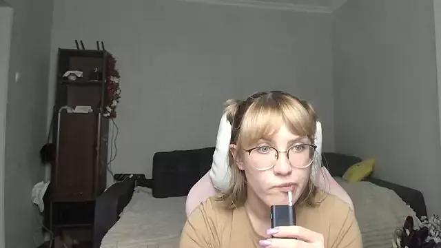 Reginasmilee on StripChat 