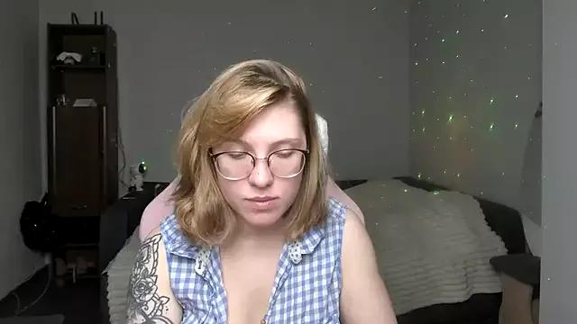 Reginasmilee on StripChat 