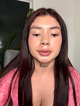 Freechat Roxanne_08 on StripChat