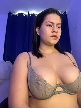 Saanvi21 on StripChat