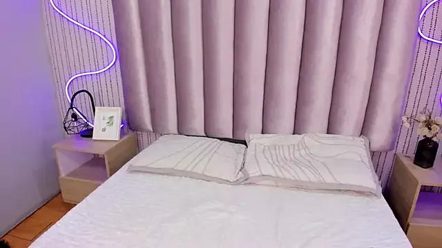 Private SamanthaPeachss on StripChat