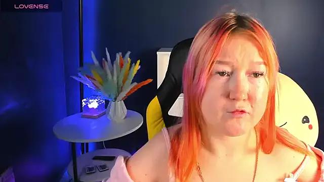 Sara_Robinson on StripChat 