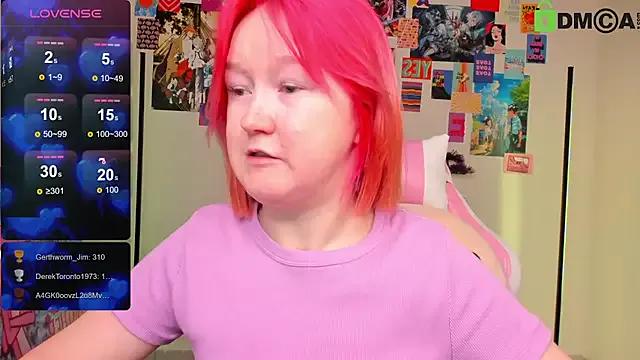 Sara_Robinson on StripChat 