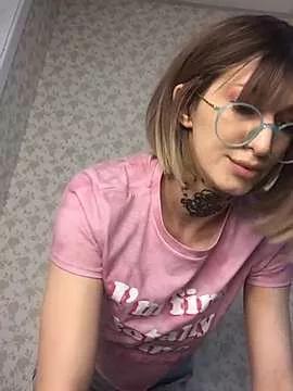 SarahLust on StripChat 