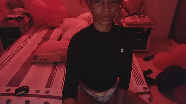 SashaBrianna99 on StripChat 