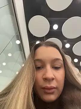 SashaCatt from StripChat