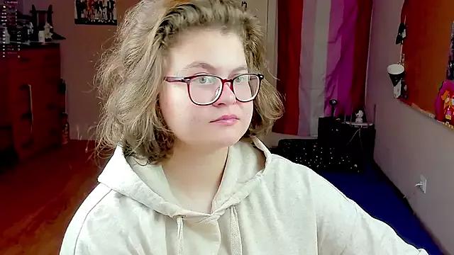 Sashy_Way on StripChat
