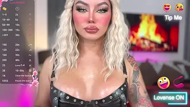sassy_olivia on StripChat 