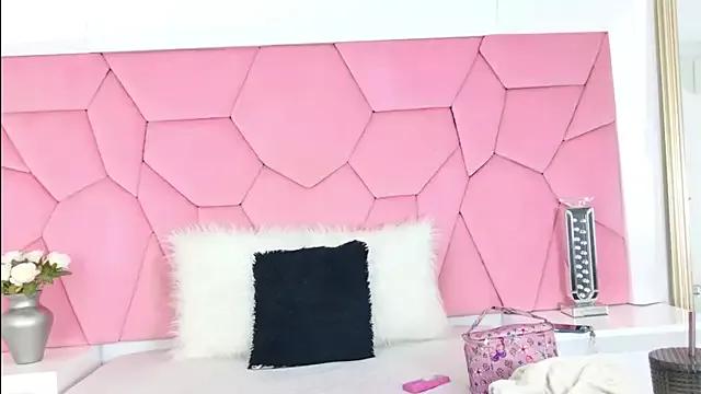 Admire StripChat's SerenaStone SerenaStone from StripChat