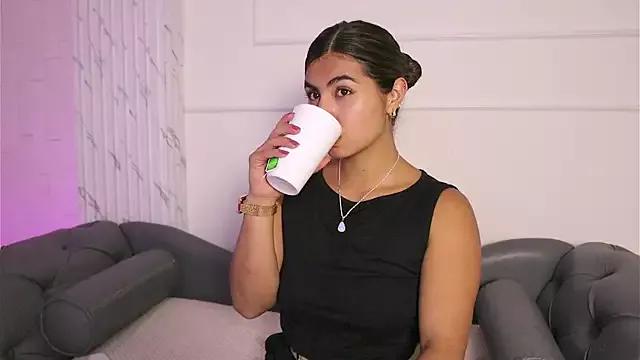 Freechat ShelleyMorell on StripChat