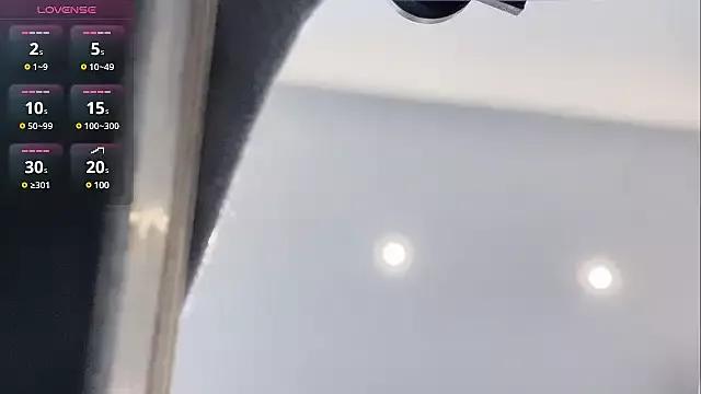 shishi_101 on StripChat 