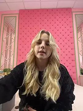 Sky_Cutie from StripChat