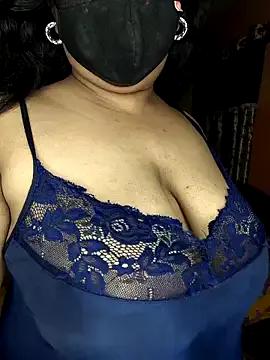 Amazing Smile-quien wants you to fuck their body now Smile-quien from StripChat