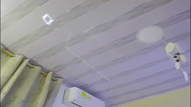 SofhiaTaylor on StripChat