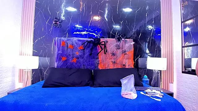 Slutty SofiAndNicol wants you to fuck their body now SofiAndNicol from StripChat