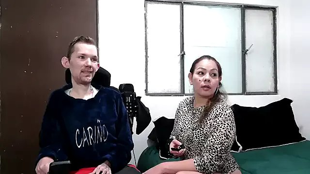 Freechat Sophia_and_Thomas on StripChat