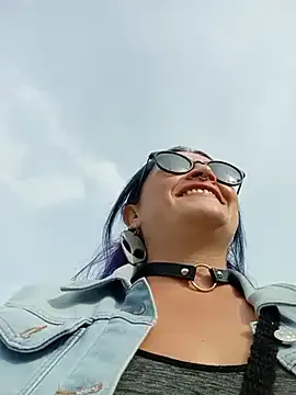 sophie_banger — Show #hairypussy Lush control 4LT 1 min