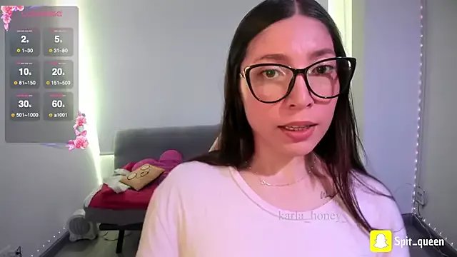 Freechat Spit_queen on StripChat
