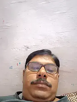 Srmotrs — Cum show