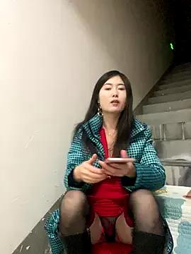 Explore StripChat's Sunny-520 sunny-520 from StripChat