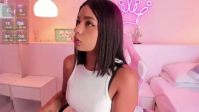 sunshinne_03 on StripChat 