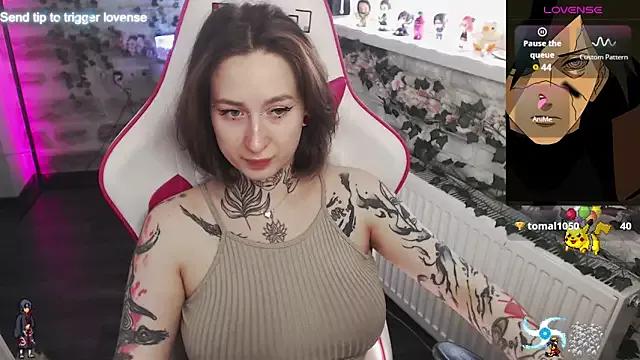SweetyBerryX on StripChat 