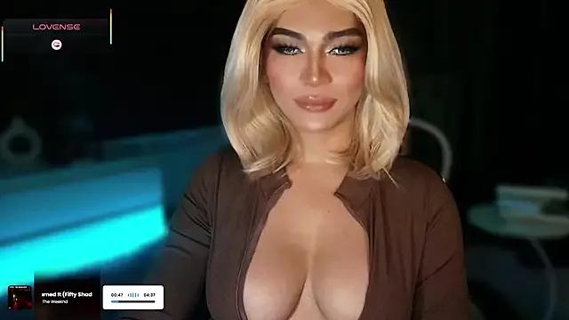 TheHuntress_ from StripChat