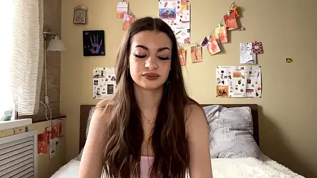 Slutty TheRealAnna wants you to fuck her body now TheRealAnna from StripChat