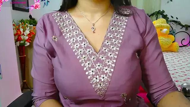 Join gorgeous stripper ThyAnvi thyAnvi from StripChat