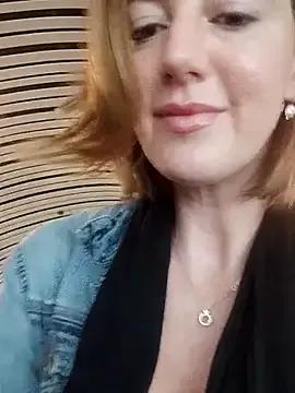 TopsyWilde on StripChat