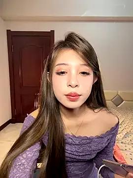 tuanzi125216 from StripChat