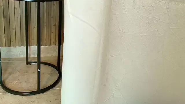 Valentinadiazz1 from StripChat