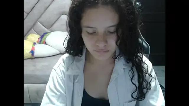 Freechat Velvet_Moon_V on StripChat