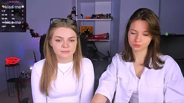 Hot Veronica_bubble wants you to fuck their body now veronica_bubble from StripChat