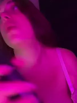 Freechat Vikkancs_X on StripChat