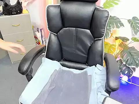 Discover Xiao_cute, she wants to masturbate for you Xiao_cute from StripChat