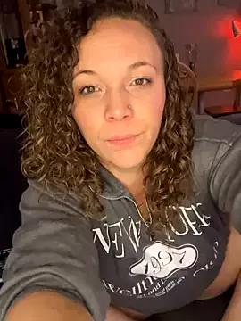 Masturbate to hot performer XoMisty XoMisty from StripChat